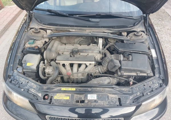 Volvo V70 cena 7700 przebieg: 390000, rok produkcji 2004 z Warszawa małe 137